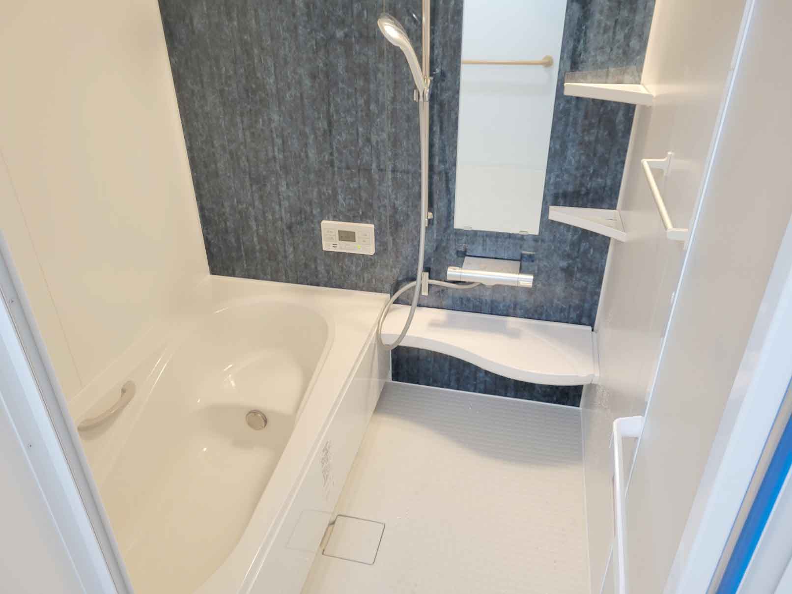 米子のリフォーム会社トイロの浴室・トイレ新設施工例画像完成