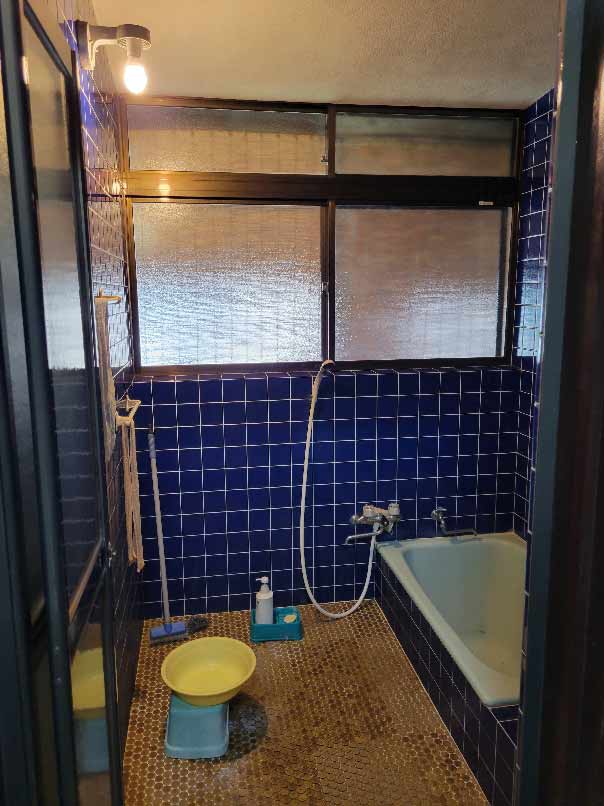 米子のリフォーム会社トイロの浴室交換着工前画像