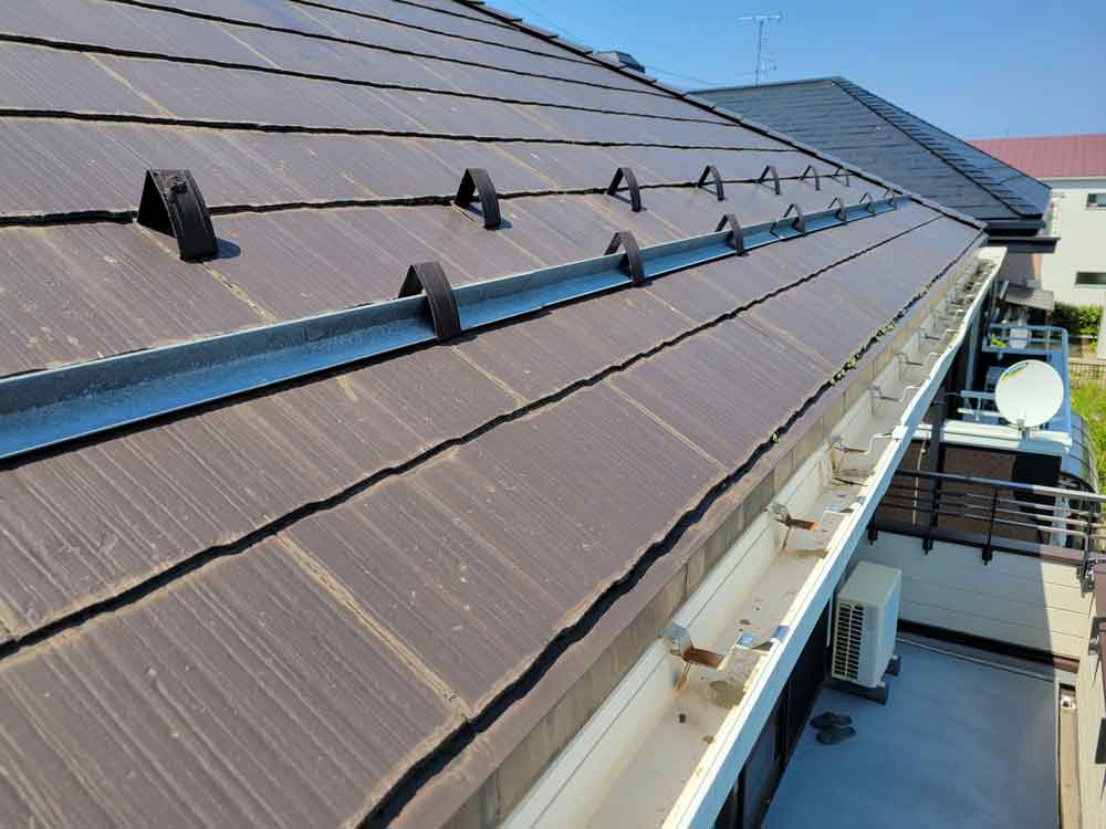 米子のリフォーム会社TOIROの屋根塗装施工前拡大