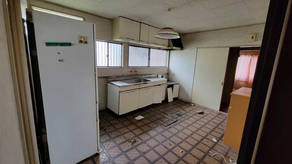 米子市のリフォーム会社TOIROのキッチン内装改修施工前