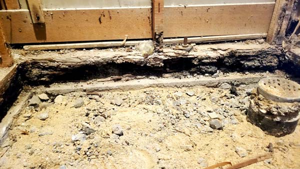 米子市O様邸水回りリフォーム施工中