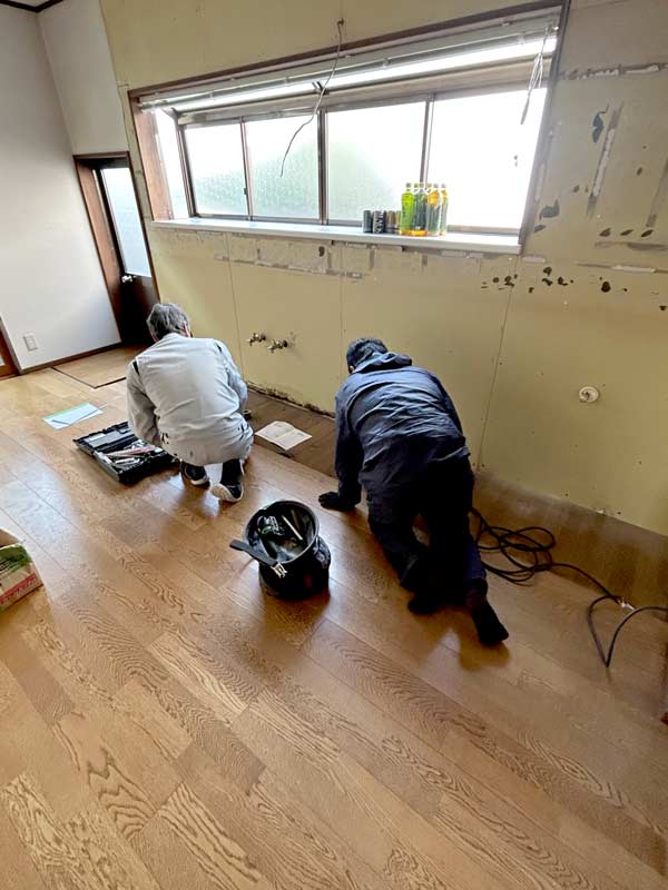 米子市I様邸キッチン施工中