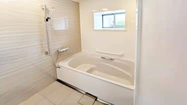 タイル張り浴室から暖かいユニットバスへ！タカラスタンダード「グランスパ」