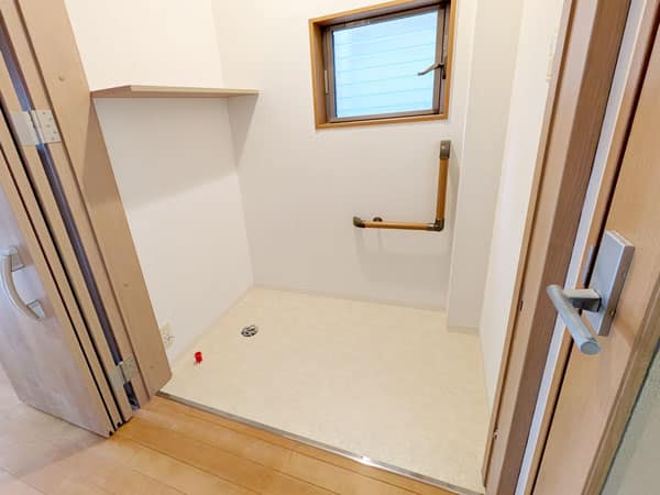 米子市U様邸バリアフリートイレリフォーム施工中