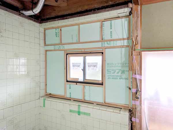 伯耆町S様邸浴室リフォーム施工中