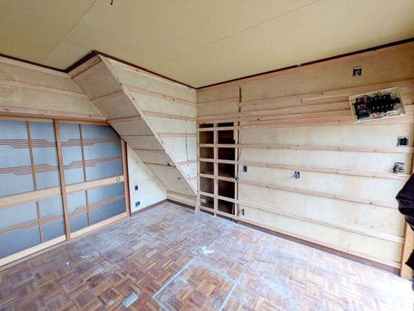 米子市H様邸ダイニングキッチンリフォーム施工中