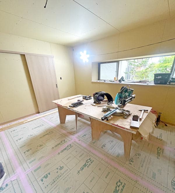 米子市I様邸キッチンから寝室へリフォーム施工中